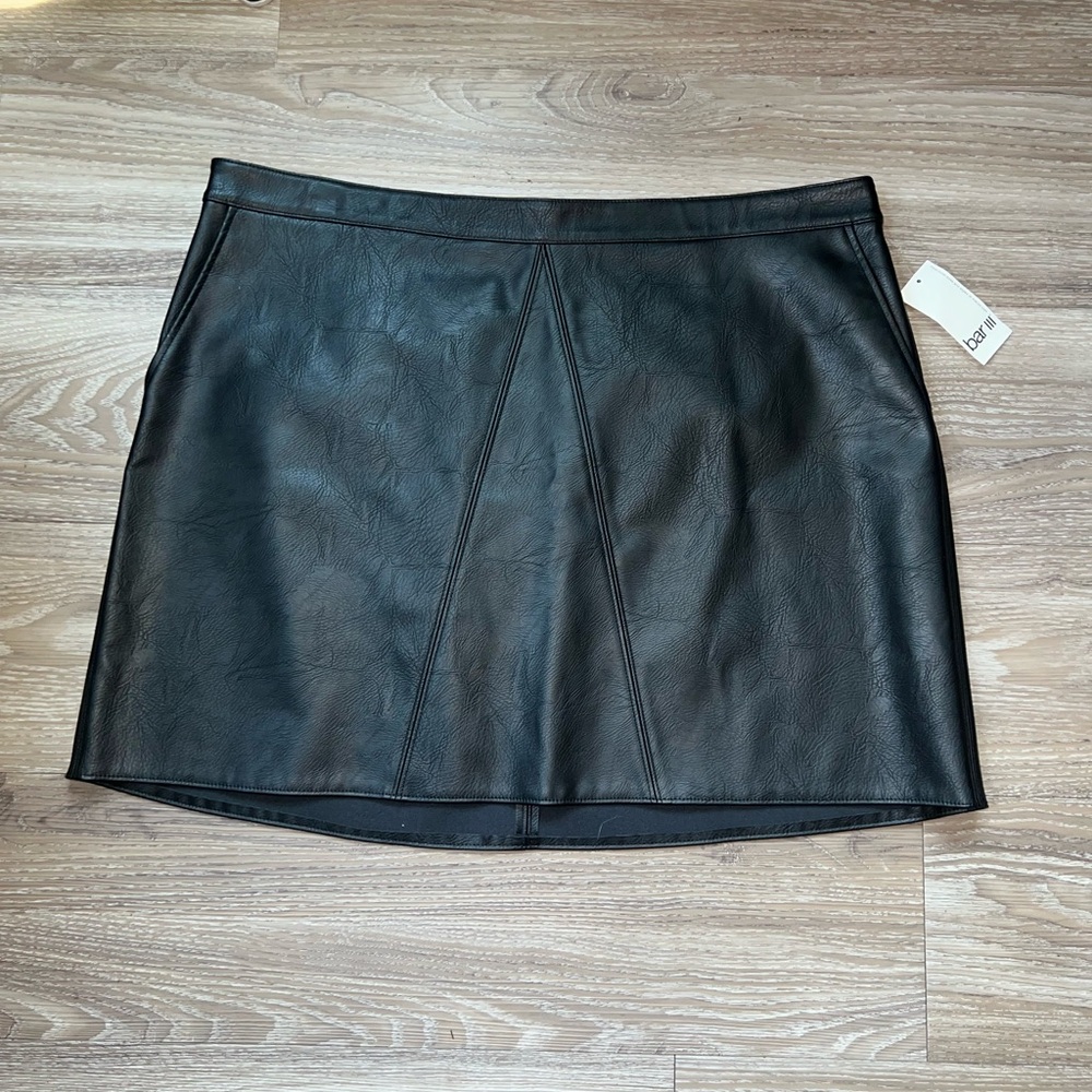 BarIII Black Mini leather skirt